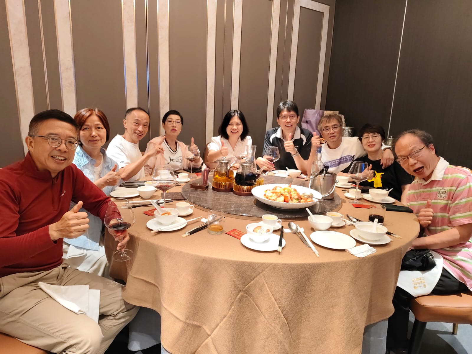 squashTeamDinner.jpeg